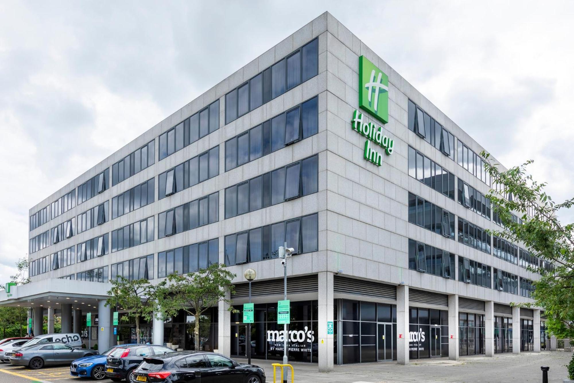 Holiday Inn Milton Keynes Central By Ihg Exterior foto